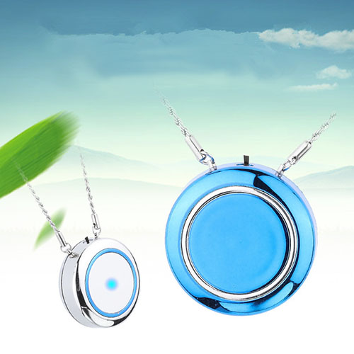 Portable wearable necklace air purifier